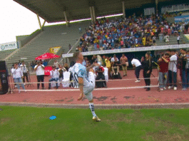 Video: Ecuadorilaisjoukkue esitteli uuden pelaajansa faneille – kikkailut menivät pieleen