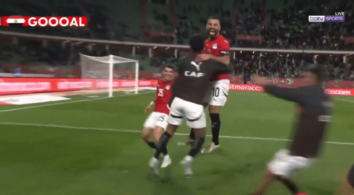 Video: Mohamed Salah viimeisteli jatkoajalla – Egypti etenee puolivälieriin