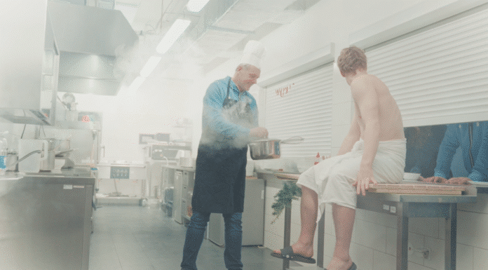 SJK:n Lauri Laine siirtyy Tshekin pääsarjaan – joukkueelta hauska julkistusvideo