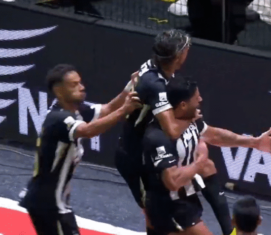 Video: 39-vuotias Hulk laukoi näyttävän voittomaalin Brasiliassa