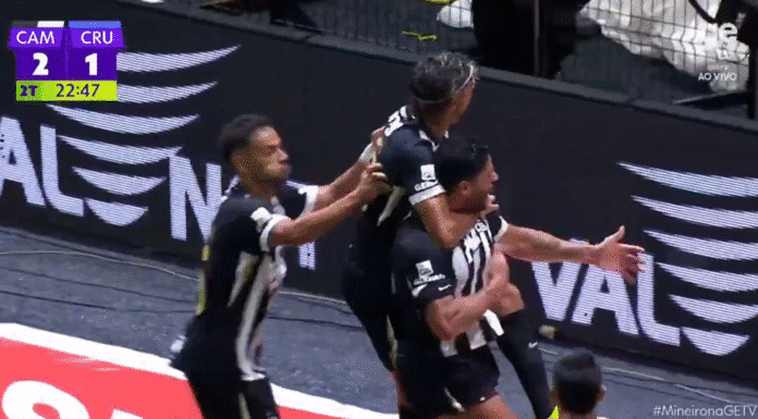 Video: 39-vuotias Hulk laukoi näyttävän voittomaalin Brasiliassa