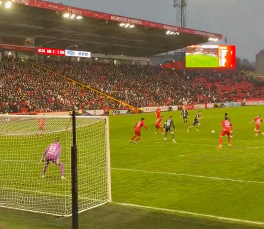 Video: Dundee FC:n Ethan Hamilton tälläsi häikäisevän voittomaalin Skotlannin Valioliigassa