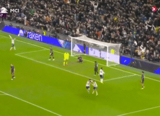 Video: Tottenhamin Dominic Solanke ohjasi uskomattoman maalin Man Cityn verkkoon