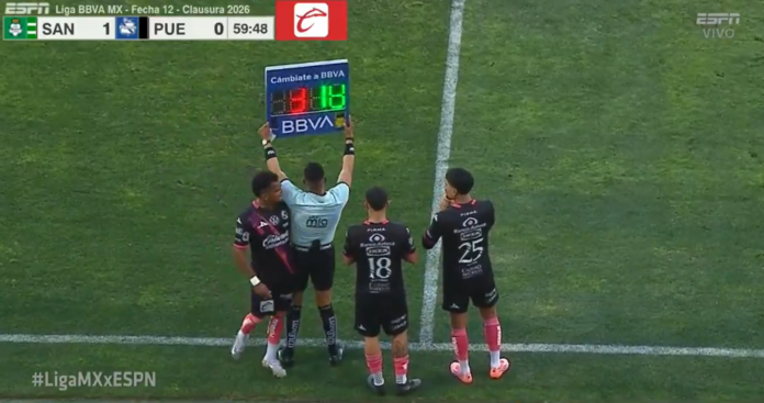 Video: Pelaaja töni tuomaria tullessaan vaihtoon – sai punaisen kortin Meksikon liigassa