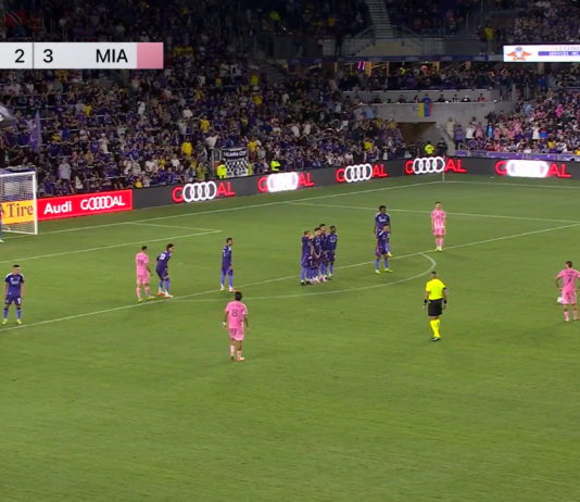 Video: 38-vuotias Lionel Messi laukoi vaparimaalin – maalivahdilta melkoinen hörppy