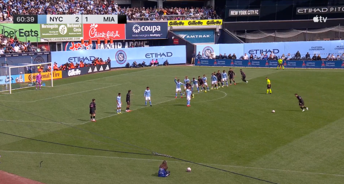 Video: Lionel Messi vapari upposi sisään – New York Cityn maalivahdilta melkoinen hörppy