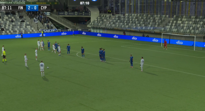 Video: Pikkuhuuhkajille taas voitto – Jimi Tauriainen laukoi kuvankauniin vaparimaalin