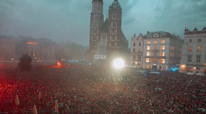 Video: Wisła Krakova nousee Puolan pääsarjaan – Krakovan keskustassa uskomaton fanijuhla