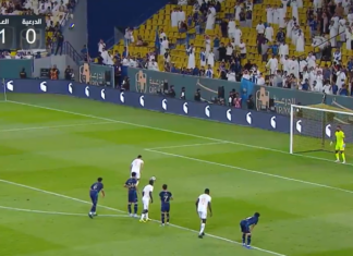 Video: Älyvapaata sössimistä – Saudi-Arabian divarin nousukarsinnoissa koominen oma maali