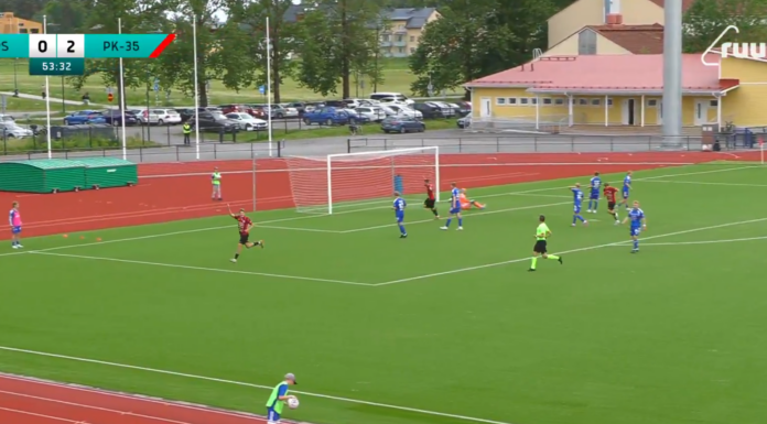 Video: Jasper Pikkuhookana laukoi Eurogoalin – PK-35:lle murskavoitto Järvenpäässä