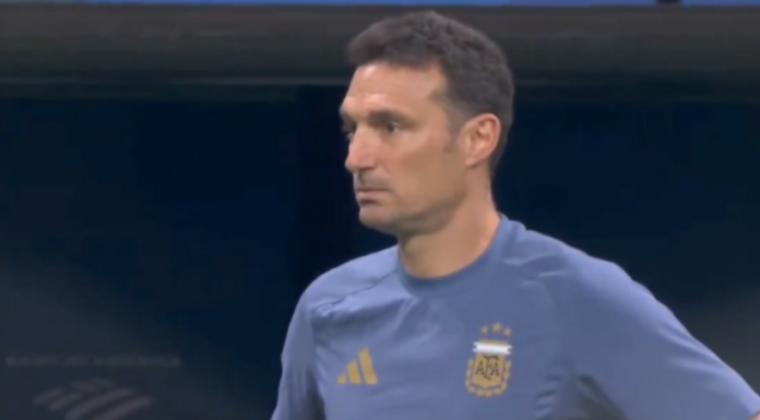 Video: Argentiina-luotsi Lionel Scaloni reagoi voittomaaliin jäätävän viileästi