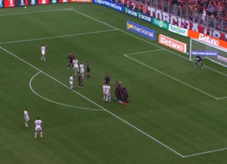 Video: 40-vuotias Hulk laukoi kauniin vaparimaalin Brasilian Serie A:ssa