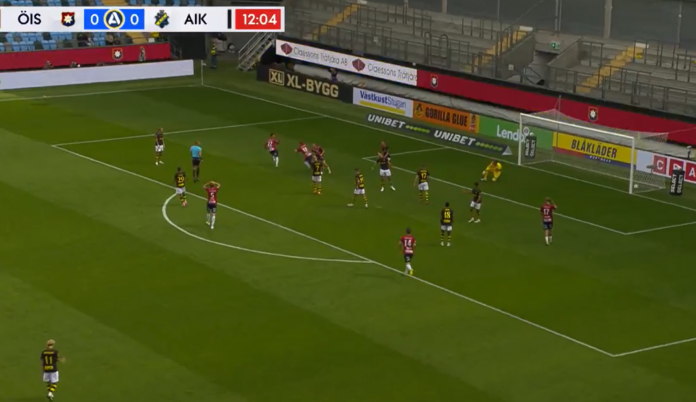 Video: Noah Christoffersson teki AIK-puolustajista pujottelukeppejä Allsvenskanissa