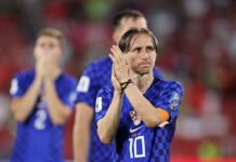 Video: 41-vuotias Luka Modrić teki jälleen historiaa – maalasi Kroatian voitossa