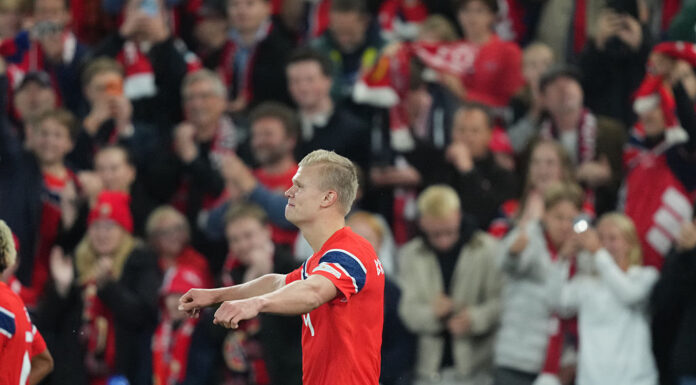 Video: Erling Haaland upotti Tanskan – ohitti samalla Zlatanin historiallisessa tilastossa