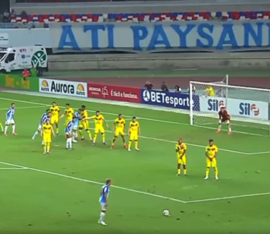 Video: Harvinainen jenga – Brasilian Serie C:ssä nähtiin ihmeellinen vapaapotkumaali
