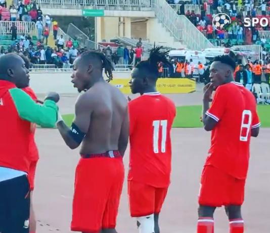 Video: Kenian kapteeni antoi pelipaitansa fanille – kiivas yhteenotto huoltajan kanssa
