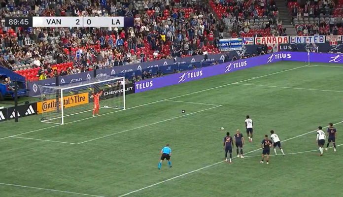 Video: MLS:ssä poikkeuksellinen rankkariosuma – pallo ei koskenut maaliverkkoon lainkaan