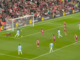 Liverpool romahti punaisen kortin jälkeen – Manchester City teki kolme maalia 13 minuutissa!