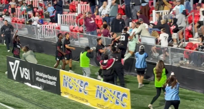 Video: Maalivahti teki tasoitusmaalin 95. minuutilla USL Championshipissä